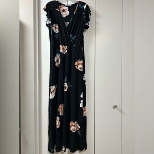 Loveappella Black Floral Maxi Dress